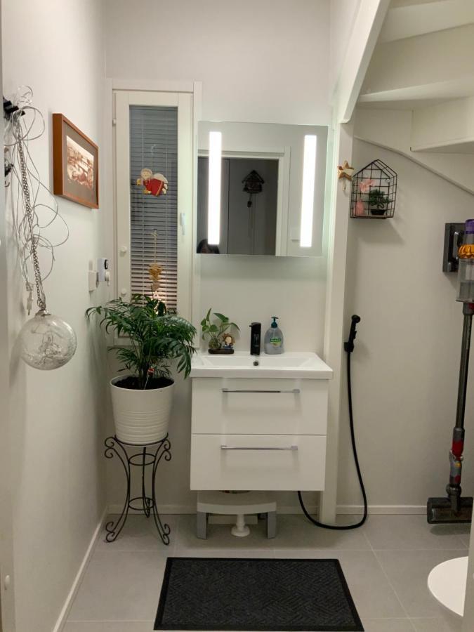 Private Room In The Shared Detached House. Vantaa Luaran gambar